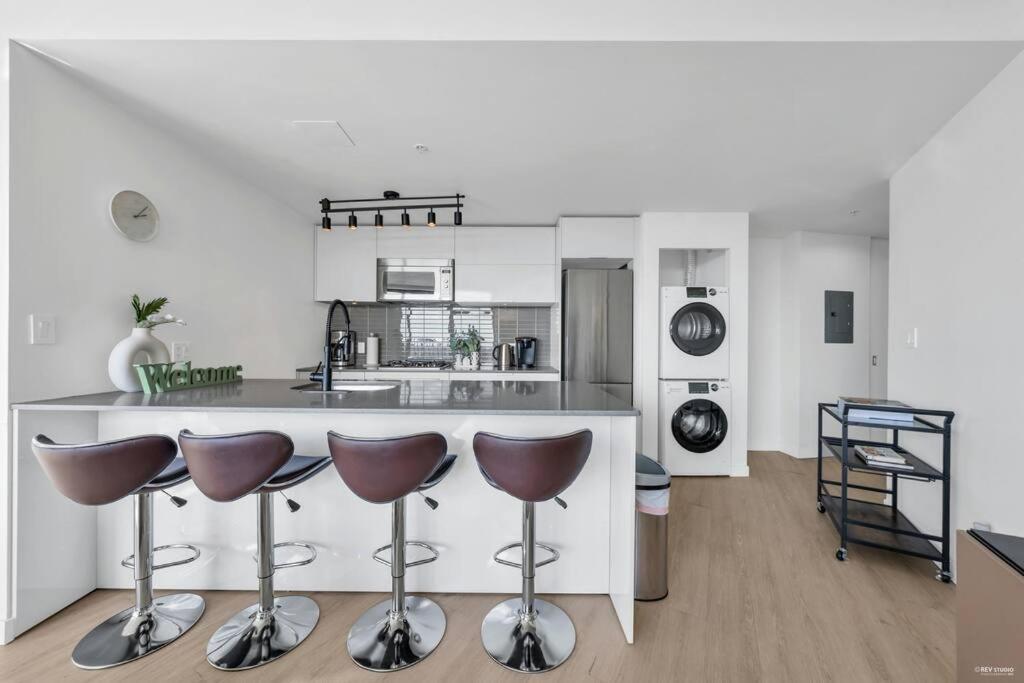 Skyview, 40Th Floor! 2Br Condo In Downtown Vancouver Exteriér fotografie